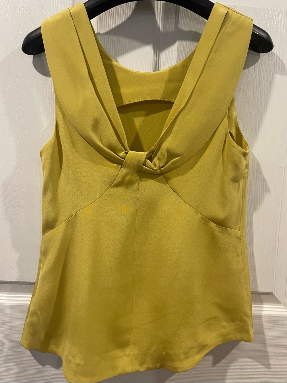 Maeve silk Yellow Sleeveless Top Antropologie size 6